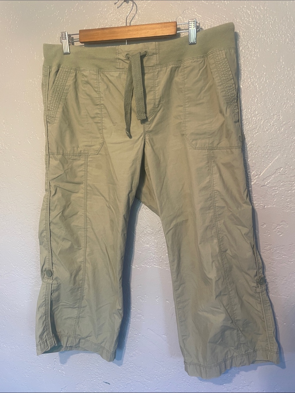 Calvin Klein Olive Green Cargo Capris